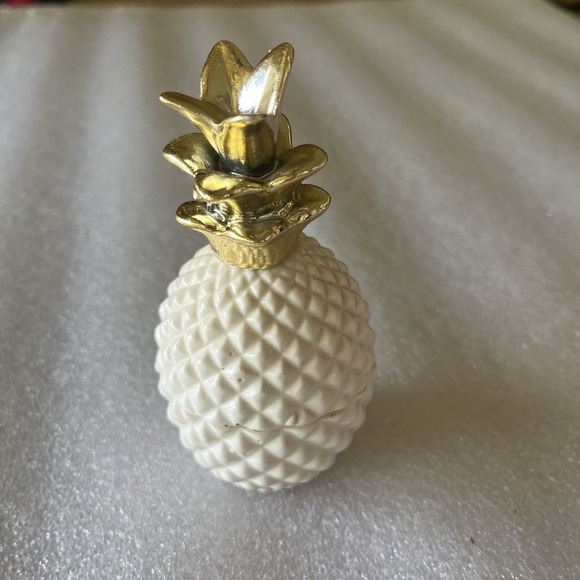 Jewelry - Pineapple Unique Trinket Holder Gold White Middle Opening 5.5" Tall